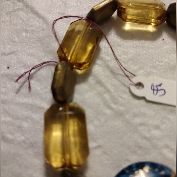 Artemis's Gems custom-made beaded bracelet with large gold and blue beads - Picture 4 of 5